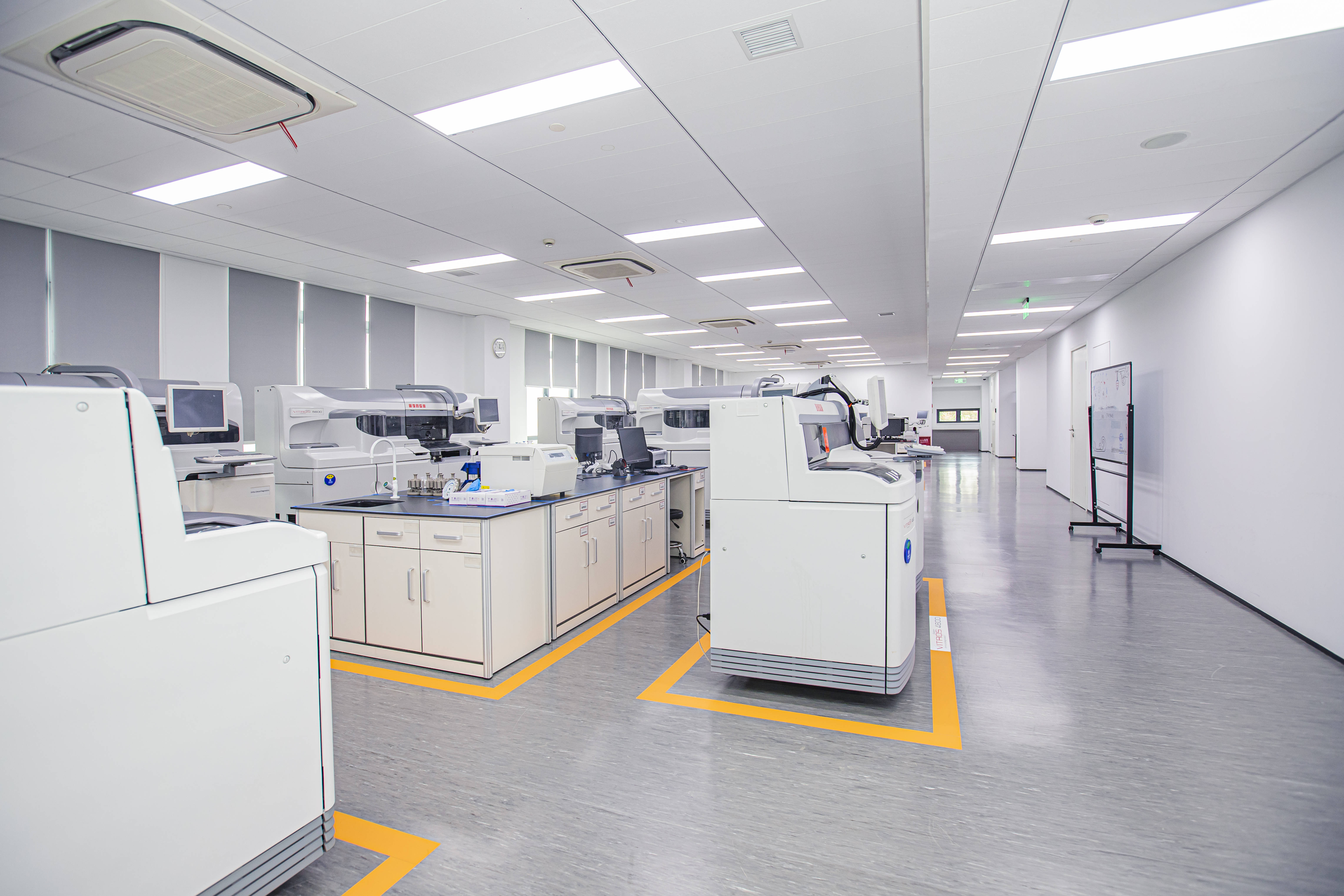 醫(yī)療檢測(cè)實(shí)驗(yàn)室裝修核心標(biāo)準(zhǔn)要點(diǎn)