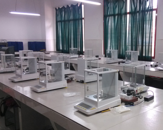 理化實驗室建設(shè)