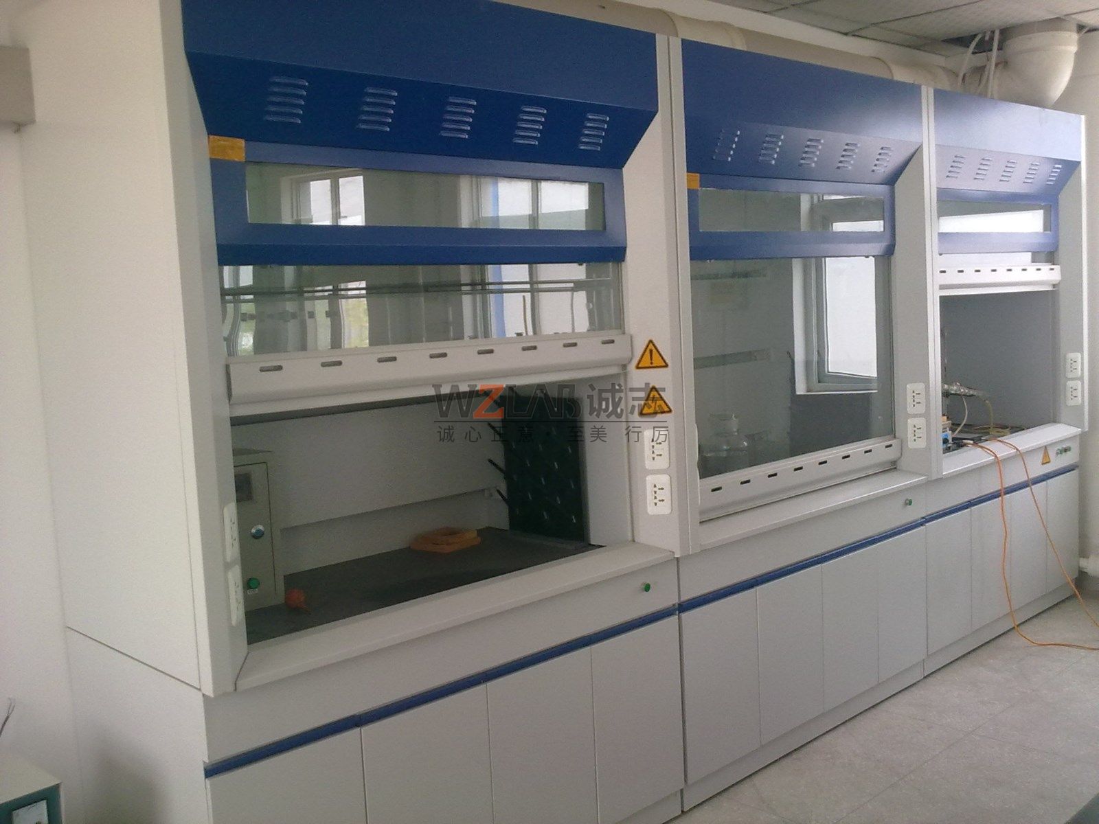 開封東祥偉業(yè)通風(fēng)柜項目