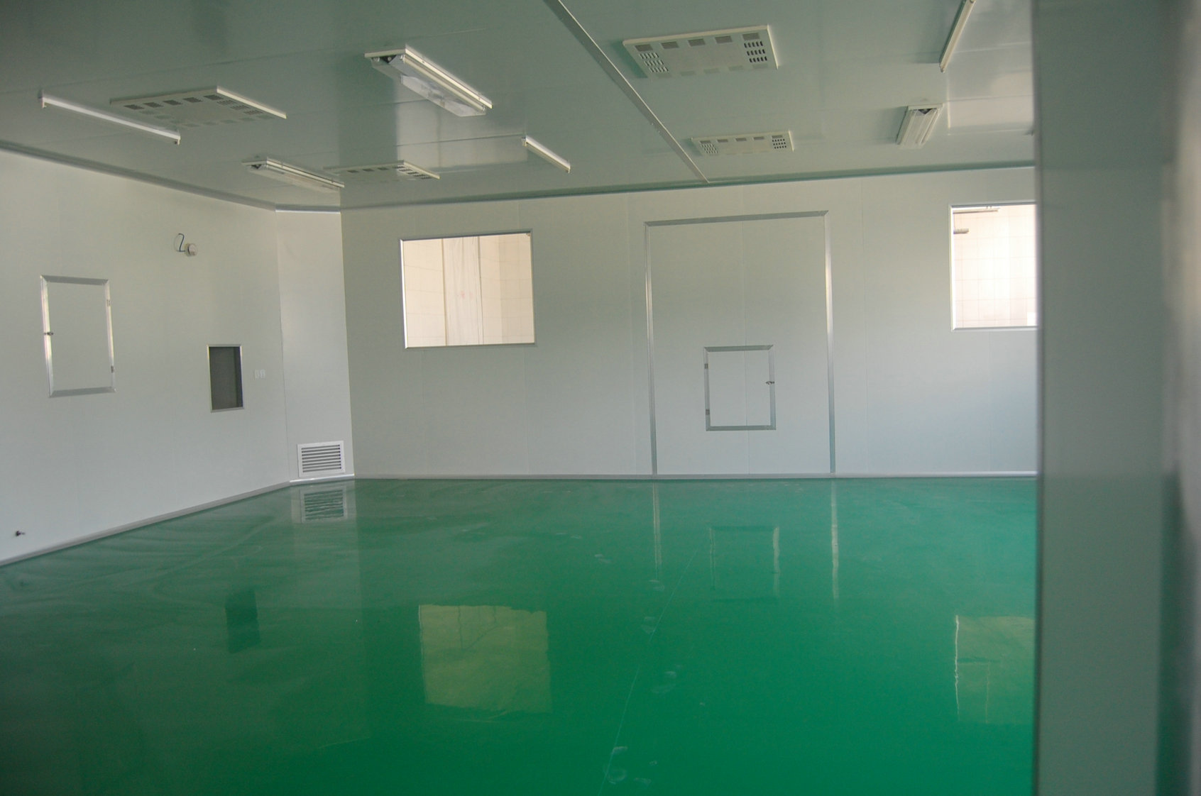 潔凈車(chē)間為什么要嚴(yán)格控制濕度