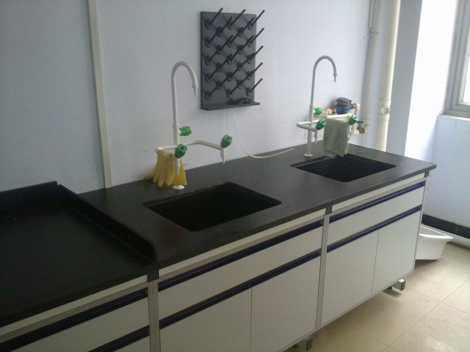 實(shí)驗(yàn)臺(tái) 實(shí)驗(yàn)臺(tái)